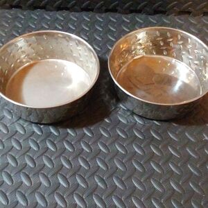 3 Dog Bowls * 2 Metal * 1 Plastic * Pet Bowls x3